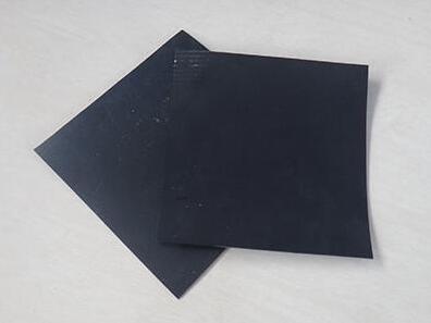 HDPE土工膜鋪設(shè)對基層及覆蓋土的要求